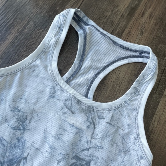 NWOT Lululemon Swiftly Tech Racerback - Picture 4 of 8